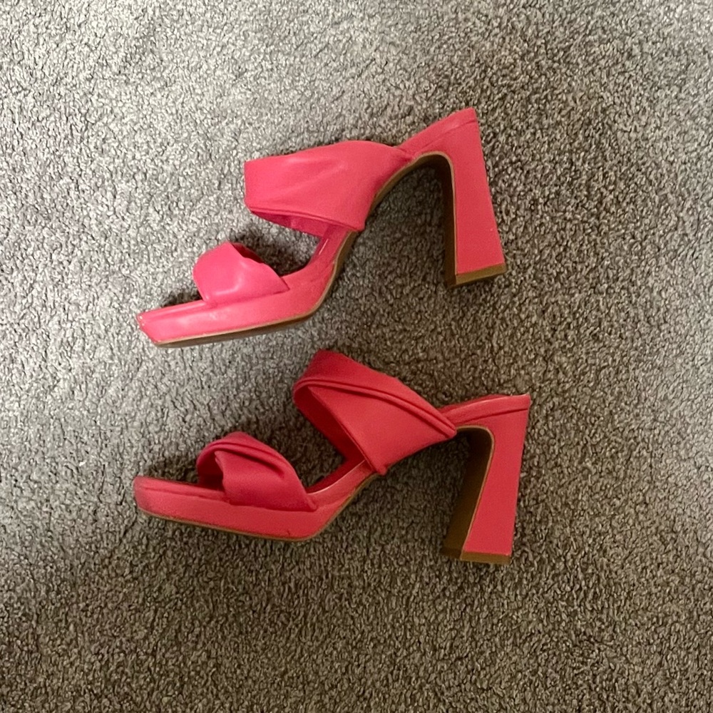 Hot Pink Heels
